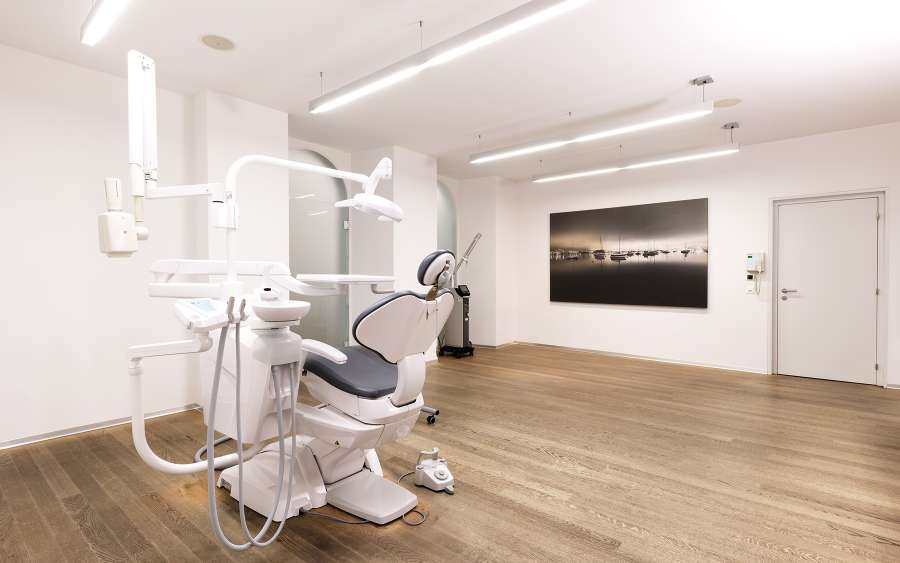 Tanner crameri Behandlungszimmer 2 1800px